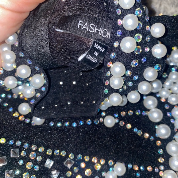 Bodycon dress (FASHION NOVA) ✨🖤🤍 - Picture 3 of 3